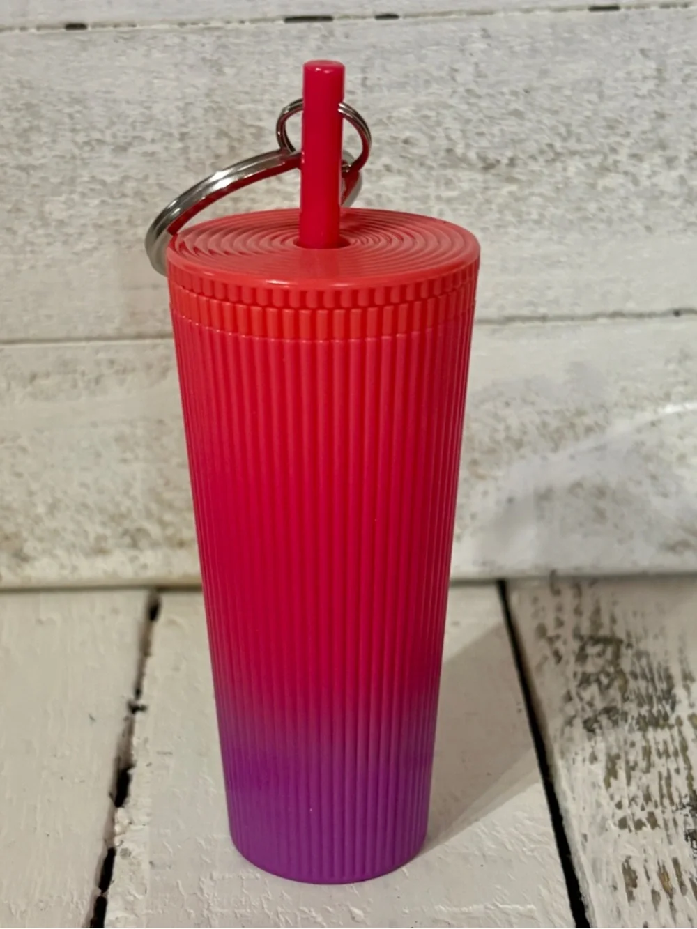 NWT Starbucks Pink to Purple Ombre Pleated Cold Cup Keychain